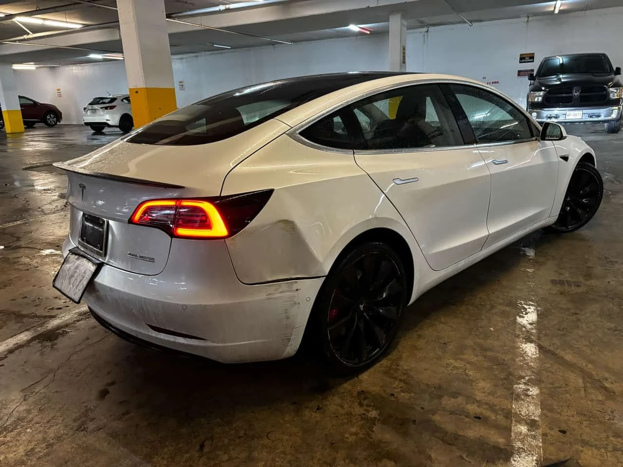 Tesla Model 3  Performance /360/ПОДГРЕВИ/PANO, снимка 17 - Автомобили и джипове - 53996843