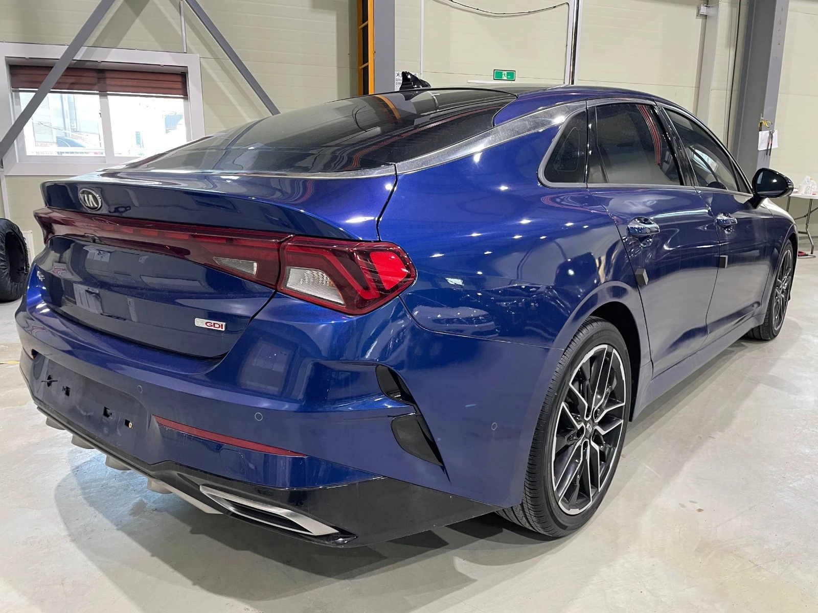 Kia K5 1.6 TGD-i ! Signature !, снимка 8 - Автомобили и джипове - 54137758