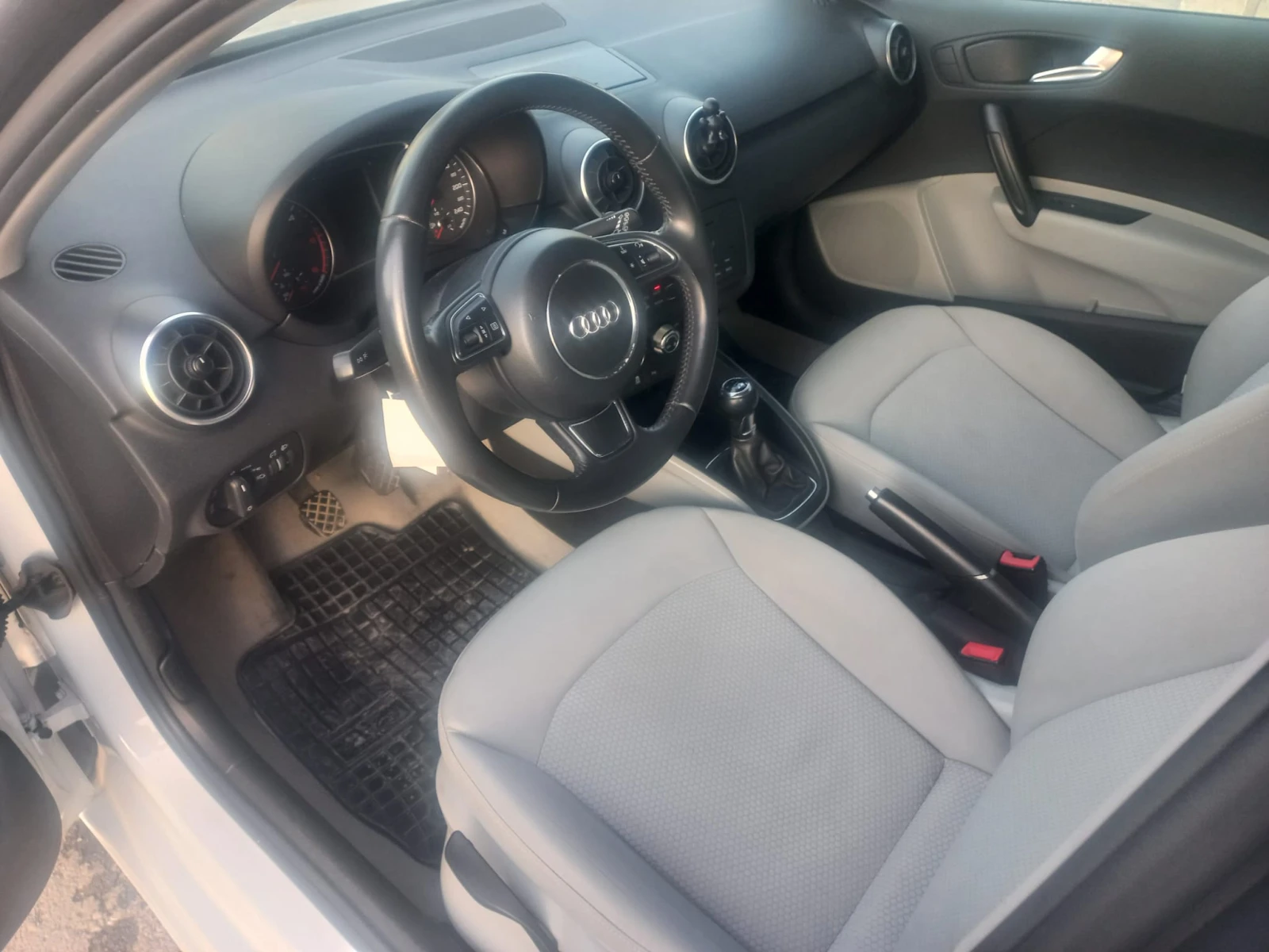 Audi A1 Sportback 1.6tdi | Mobile.bg � ����������� 11