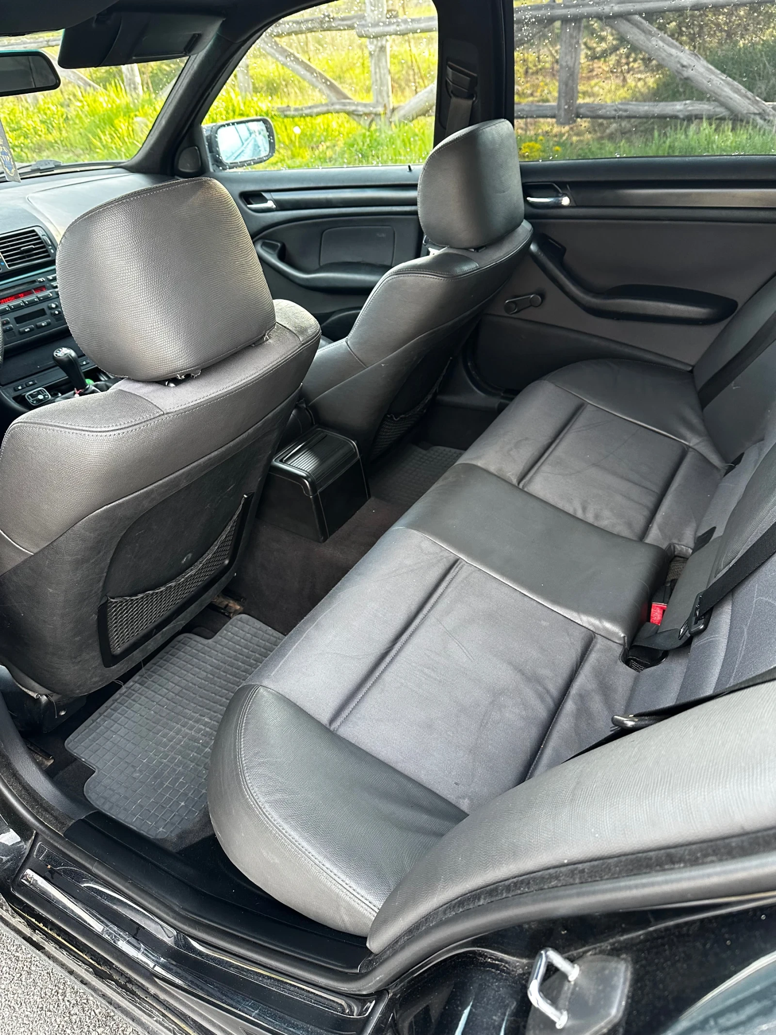 BMW 320, снимка 9 - Автомобили и джипове - 54392634