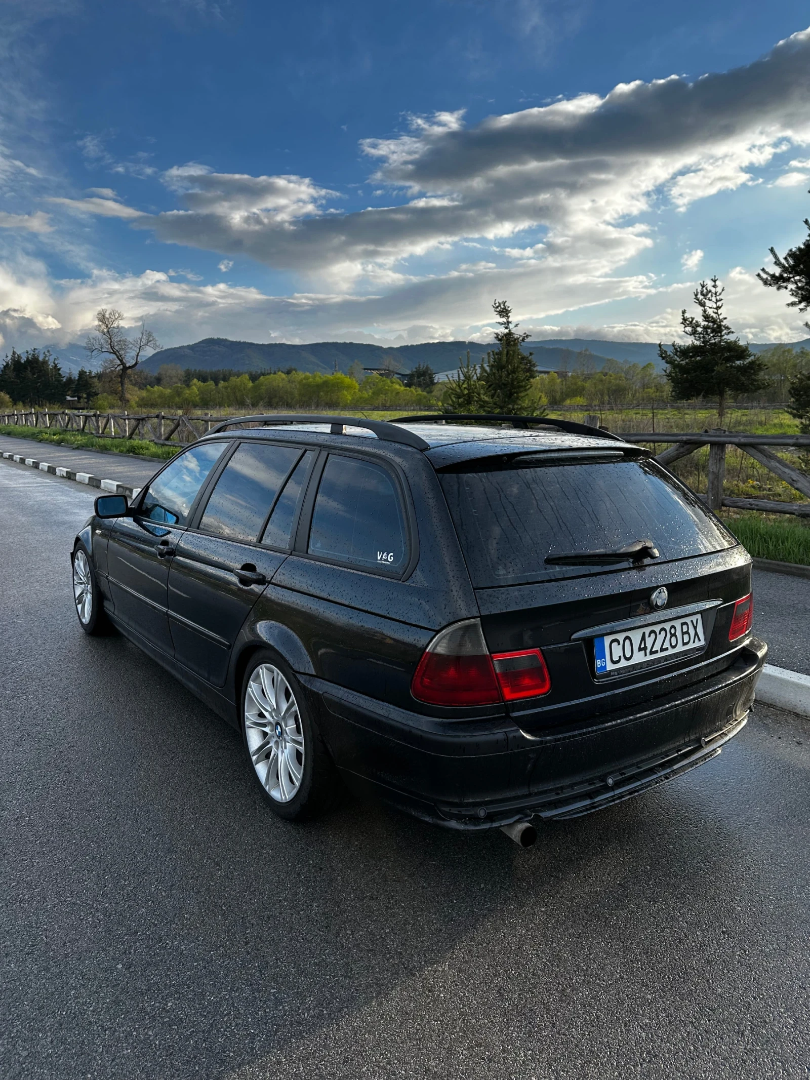 BMW 320, снимка 6 - Автомобили и джипове - 54392634
