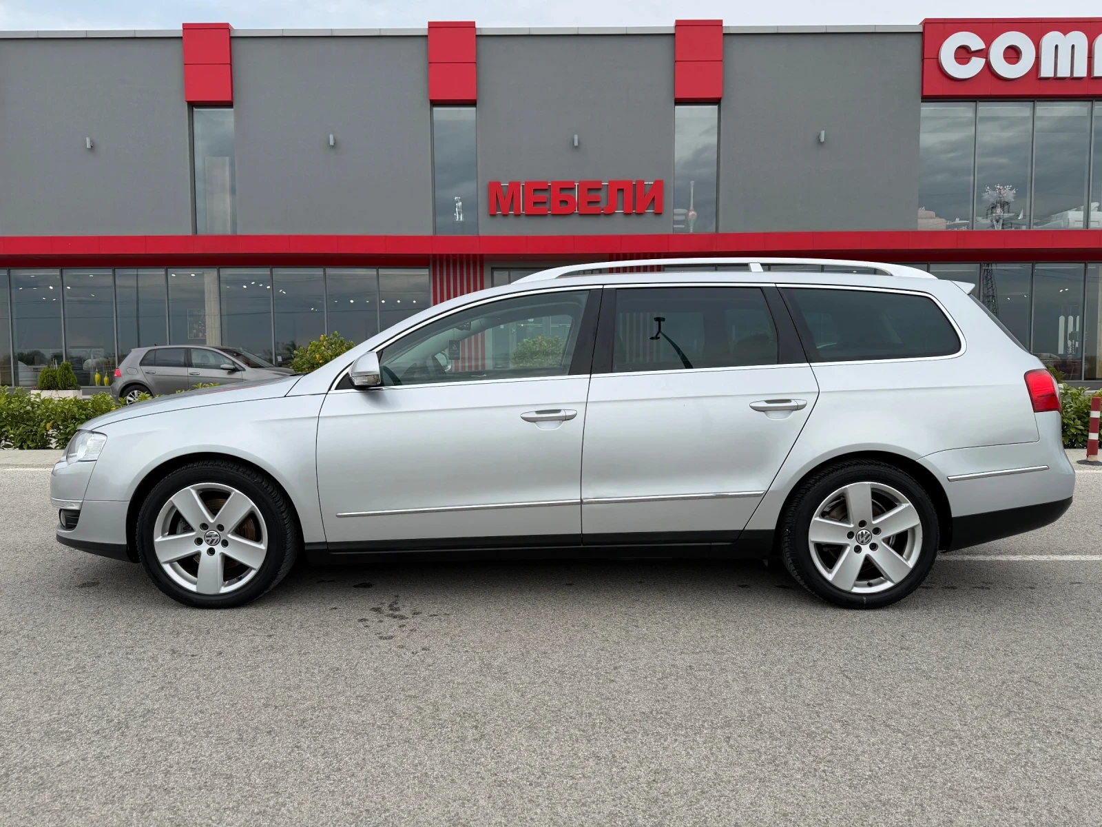 VW Passat 2.0tdi/Сервизна история/Highline, снимка 8 - Автомобили и джипове - 54459647
