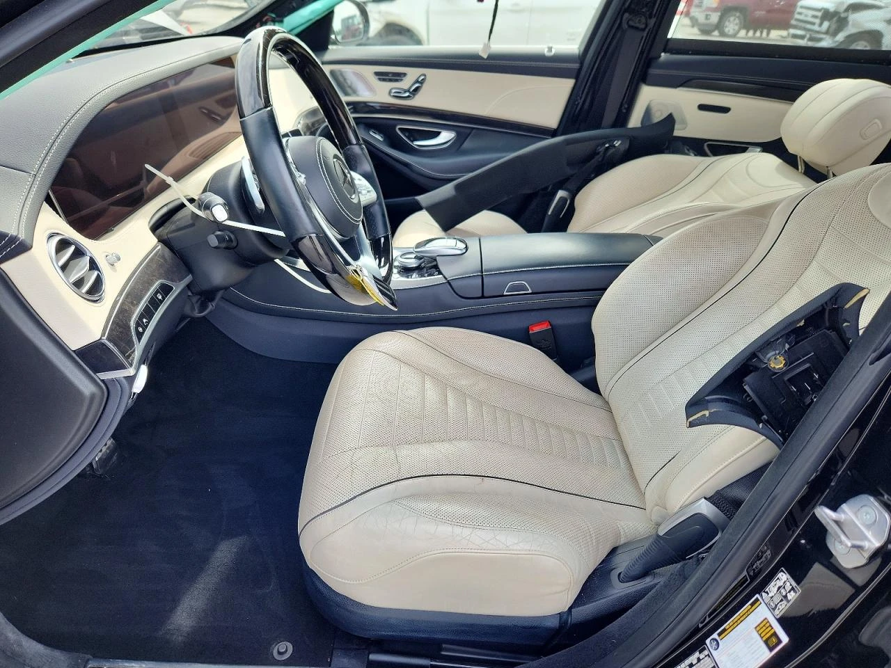 Mercedes-Benz S 560 4.0l, снимка 7 - Автомобили и джипове - 54705207