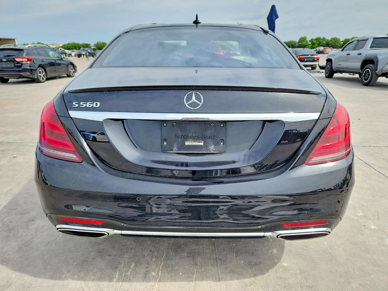 Mercedes-Benz S 560 4.0l, снимка 6 - Автомобили и джипове - 54705207