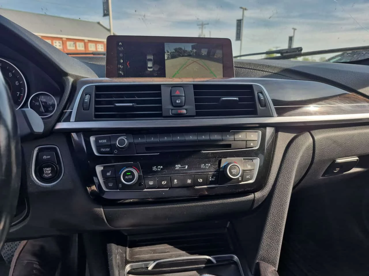 BMW 330 * ГЛАВНО ПРЕДСТАВИТЕЛСТВО* , снимка 9 - Автомобили и джипове - 54759421