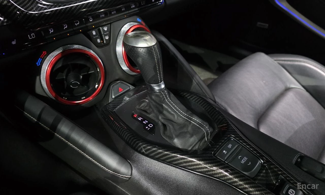 Chevrolet Camaro 6.2 SS V8* ZL1 PACK* BOSE* HEAD-UP* CARBON* ШИБИДА, снимка 15 - Автомобили и джипове - 54761882