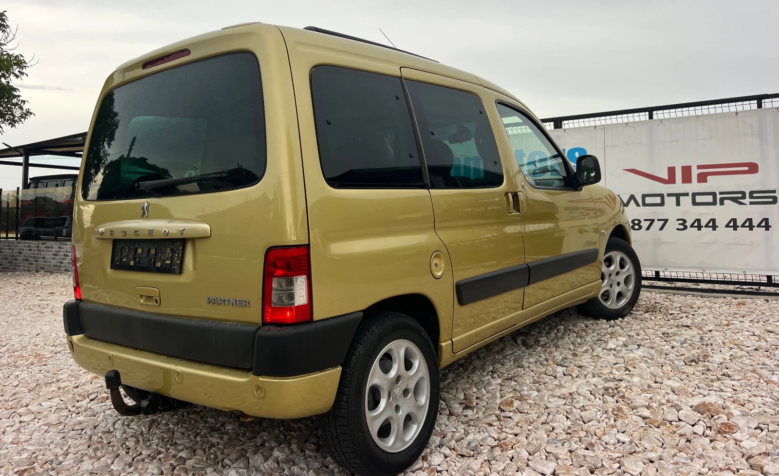 Peugeot Partner 1.6HDI PANORAMA/KLIMATIK/UNIKAT, снимка 7 - Автомобили и джипове - 54966880