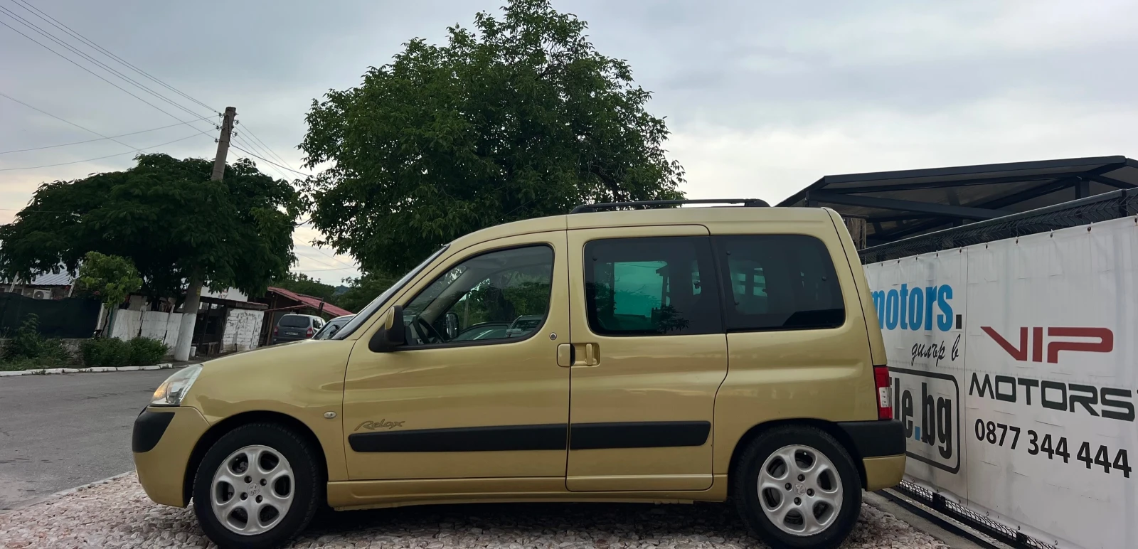 Peugeot Partner 1.6HDI PANORAMA/KLIMATIK/UNIKAT, снимка 3 - Автомобили и джипове - 54966880