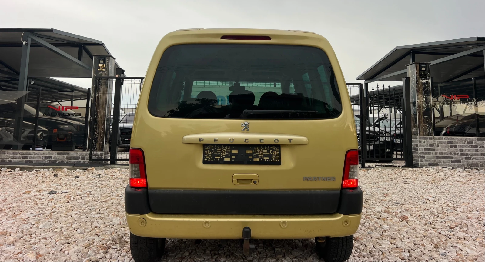 Peugeot Partner 1.6HDI PANORAMA/KLIMATIK/UNIKAT, снимка 8 - Автомобили и джипове - 54966880