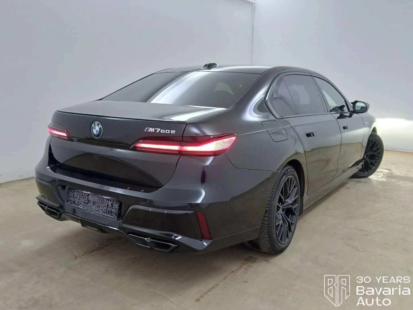 BMW 760 e xDrive M Sport Paket , снимка 3 - Автомобили и джипове - 54969828