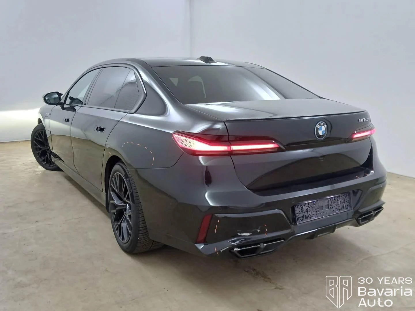 BMW 760 e xDrive M Sport Paket , снимка 2 - Автомобили и джипове - 54969828