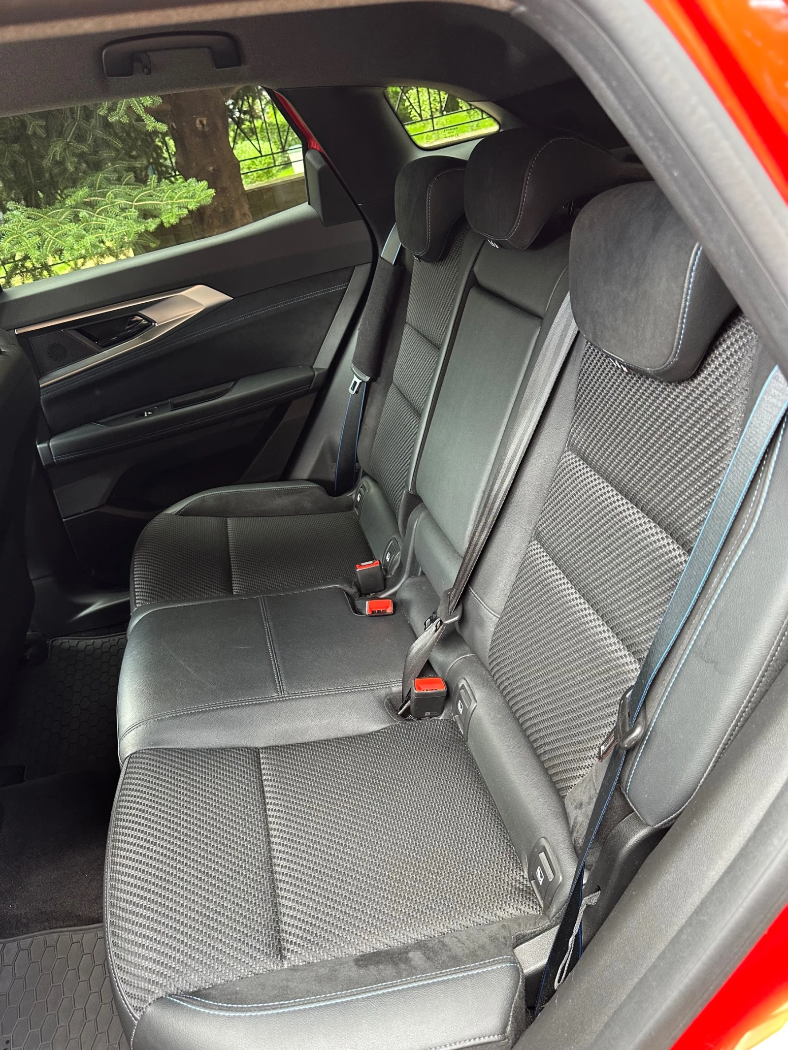 Renault Austral, снимка 14 - Автомобили и джипове - 55034419