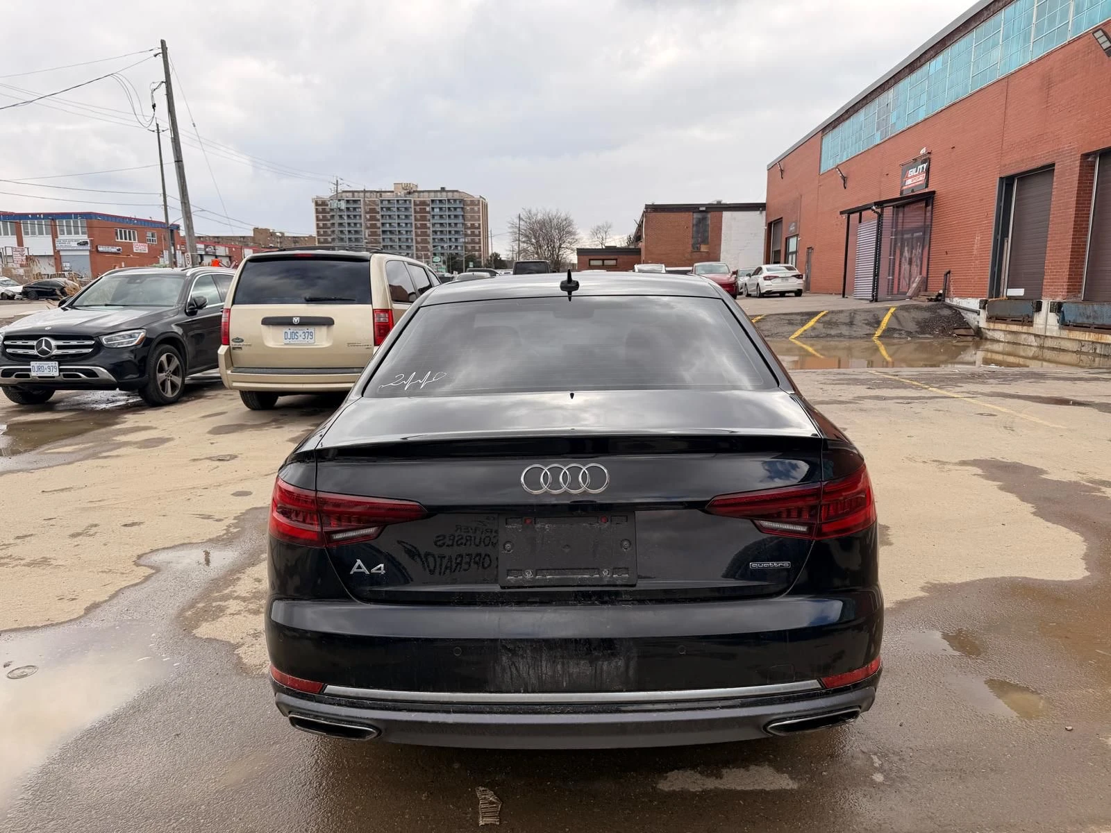 Audi A4 Komfort /  ПРОГНОЗНА ЦЕНА ДО БЪЛГАРИЯ , снимка 5 - Автомобили и джипове - 55338547