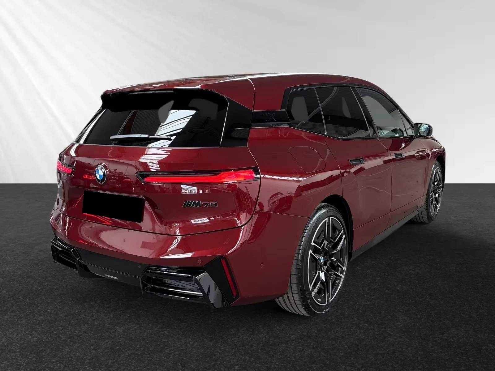 BMW iX M70 xDrive / B&W / SKY LOUNGE / ICONIC GLOW / AIR, снимка 4 - Автомобили и джипове - 55555340