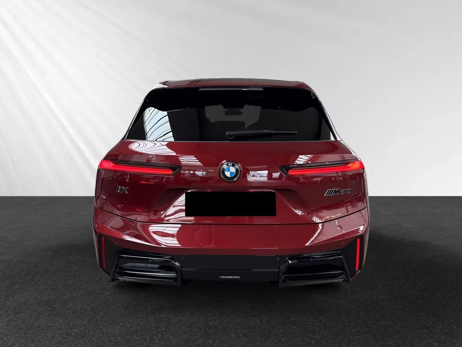 BMW iX M70 xDrive / B&W / SKY LOUNGE / ICONIC GLOW / AIR, снимка 5 - Автомобили и джипове - 55555340