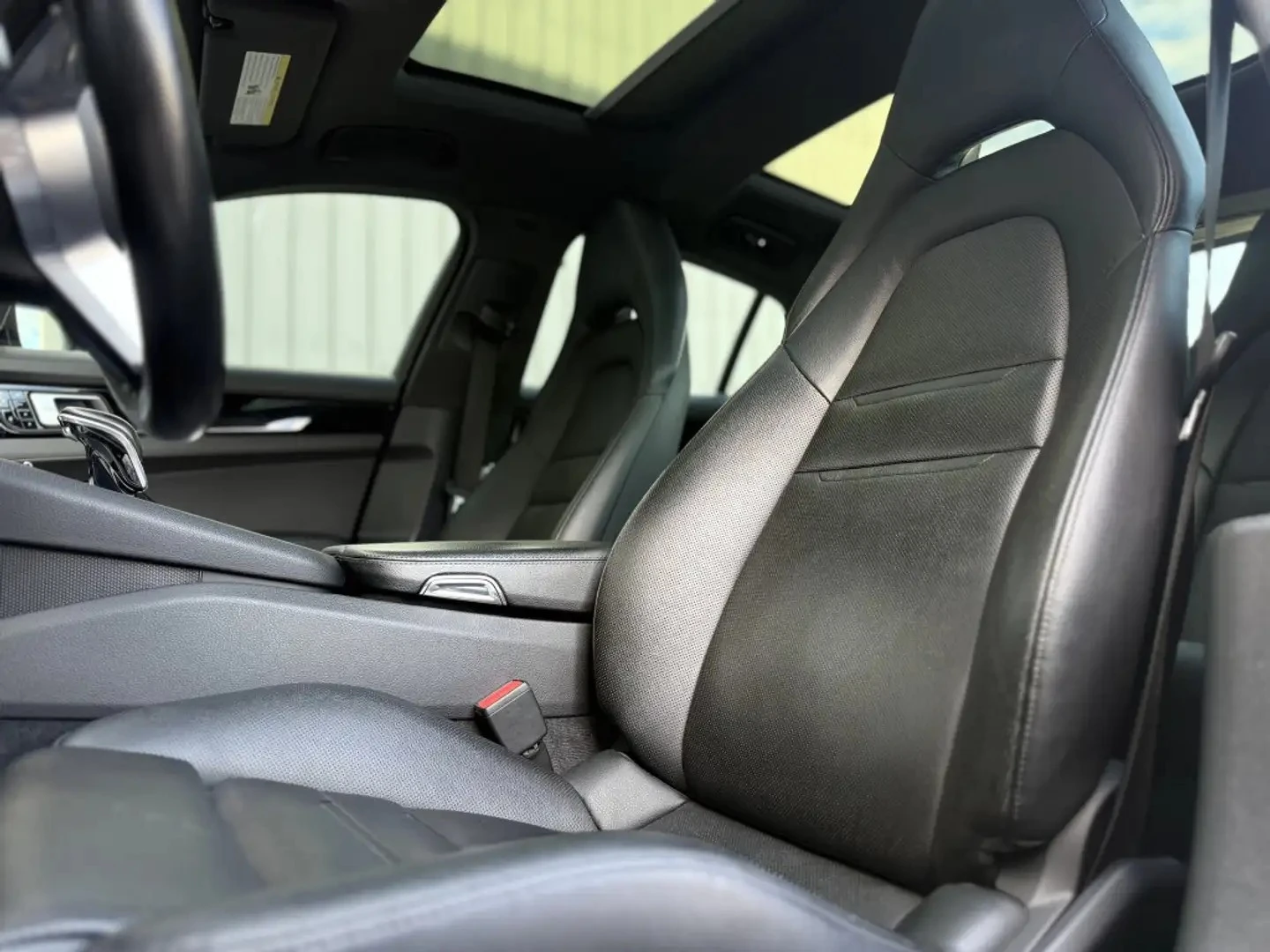 Porsche Panamera Bose* Pano* АвтоКредит* (ЦЕНА ДО БГ)* , снимка 15 - Автомобили и джипове - 55978715