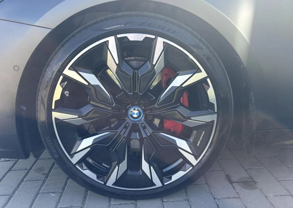 BMW i5 M60 xDrive, снимка 11 - Автомобили и джипове - 56003136