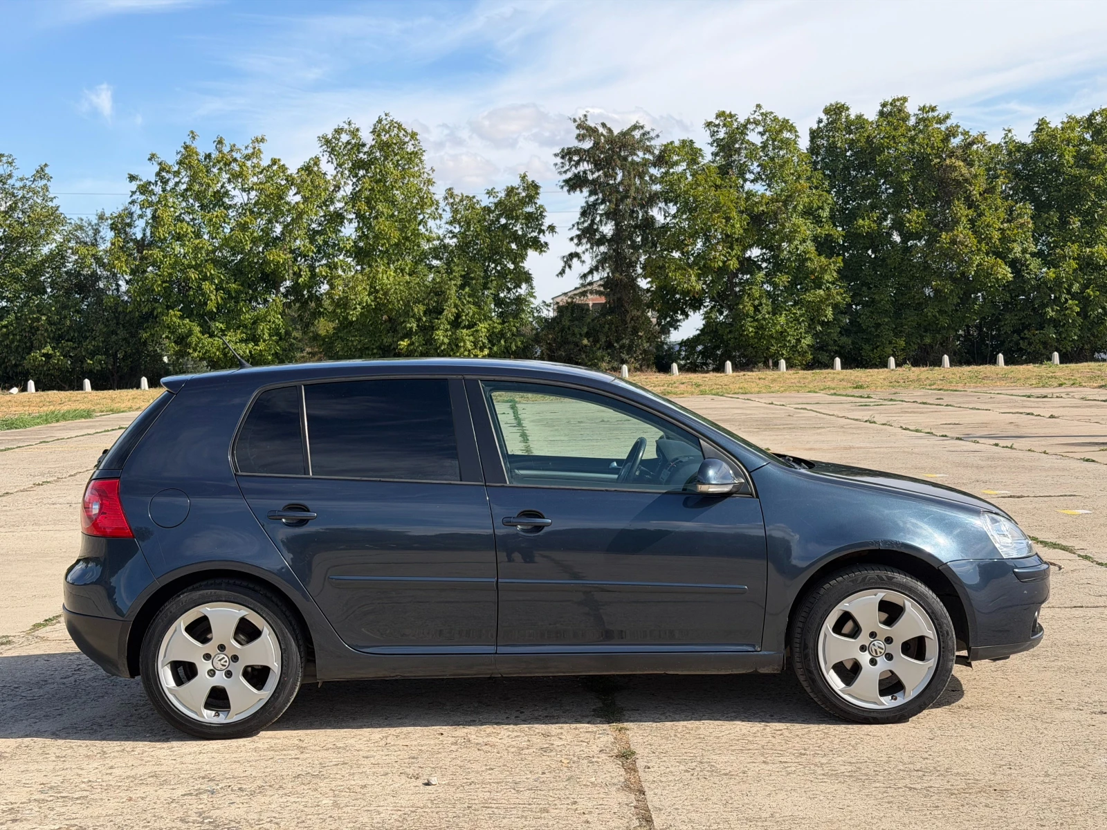 VW Golf 1.4i, снимка 6 - Автомобили и джипове - 56205571