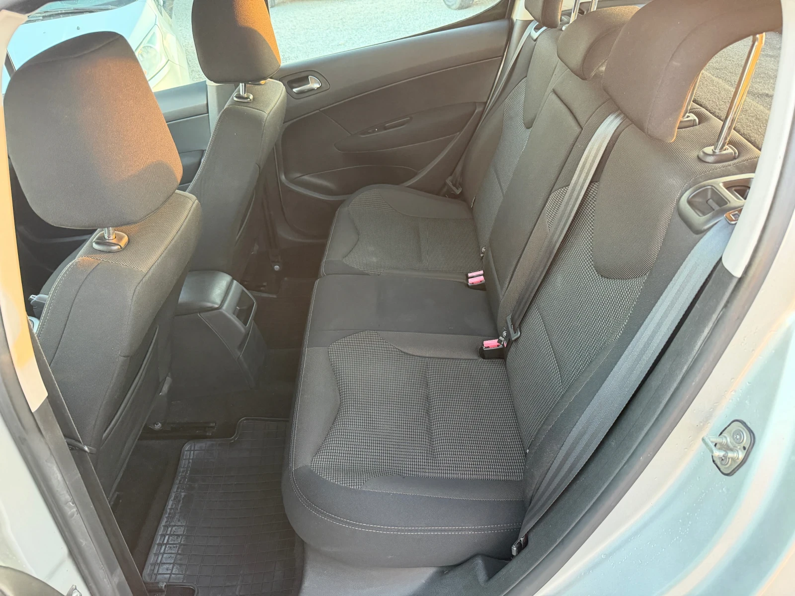 Peugeot 308 1.6 i* 2015�* 170.000��* �������� �������*  | Mobile.bg � ����������� 9