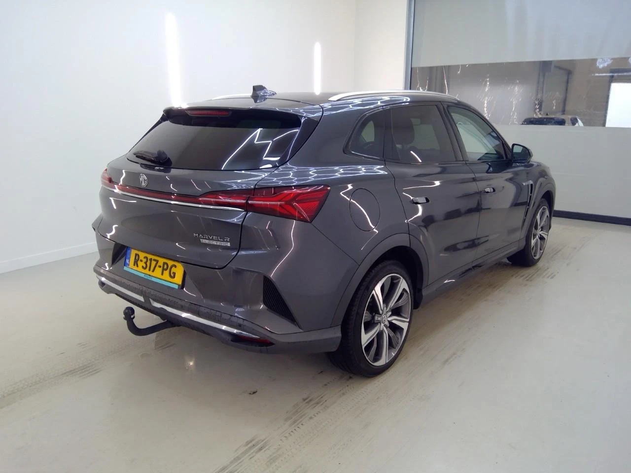 Mg Marvel R Luxury, снимка 3 - Автомобили и джипове - 56547519