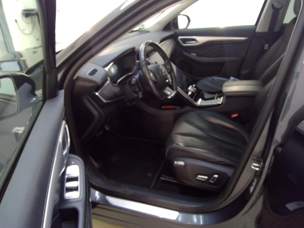 Mg Marvel R Luxury, снимка 6 - Автомобили и джипове - 56547519
