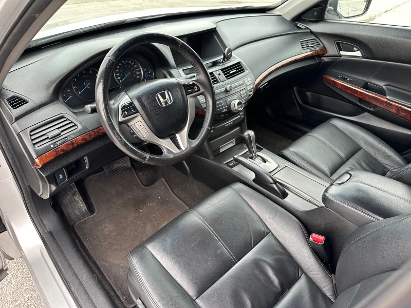 Honda Crosstour 3.5i 4х4, снимка 11 - Автомобили и джипове - 48910799