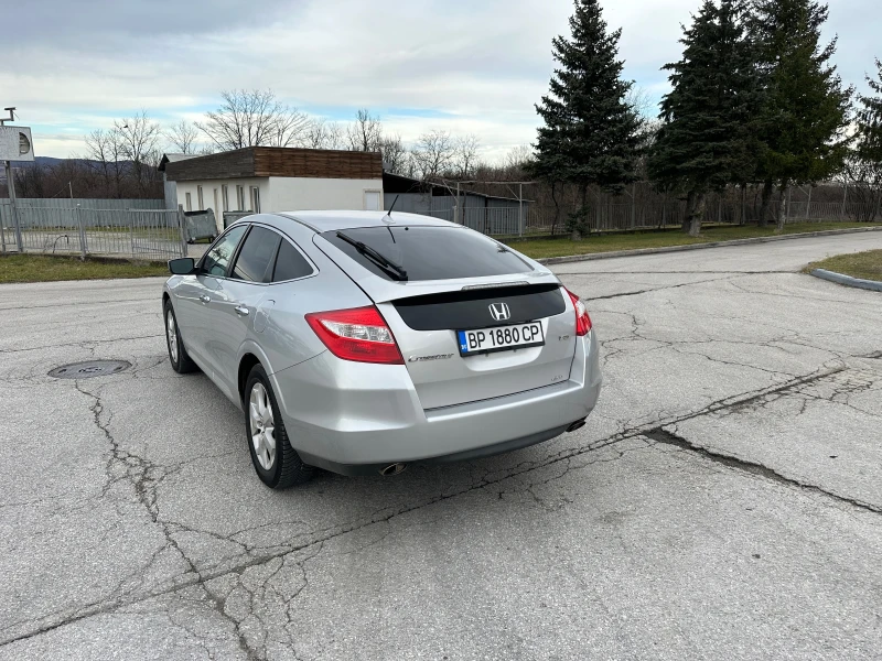 Honda Crosstour 3.5i 4х4, снимка 7 - Автомобили и джипове - 48910799