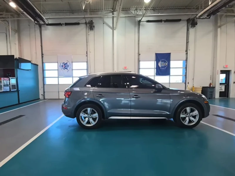 Audi Q5, снимка 4 - Автомобили и джипове - 49449136