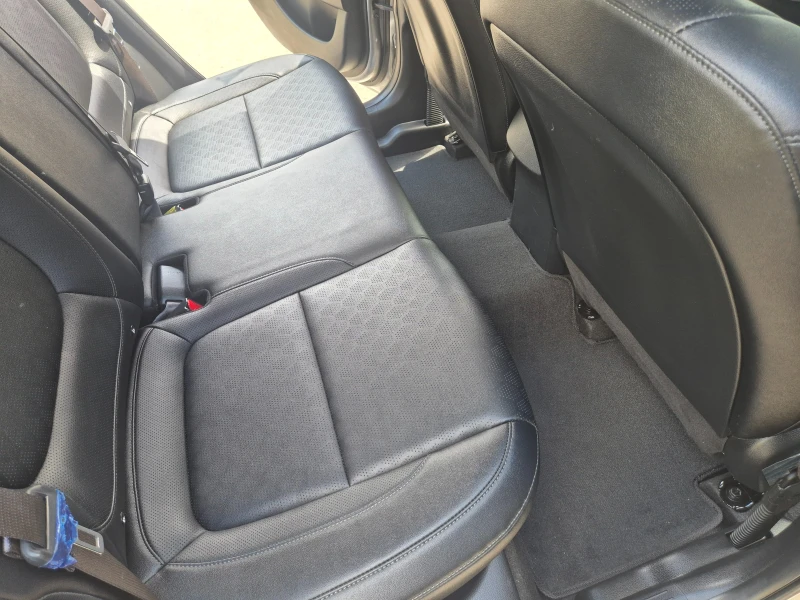 Kia Seltos 1.6cm3 CRDI - Наличен в БГ, снимка 8 - Автомобили и джипове - 50271190