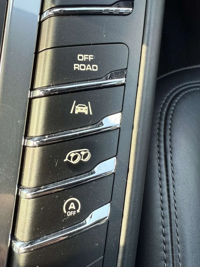 Porsche Macan GTS Facelift 360 Cam Panorama, снимка 15 - Автомобили и джипове - 52093520