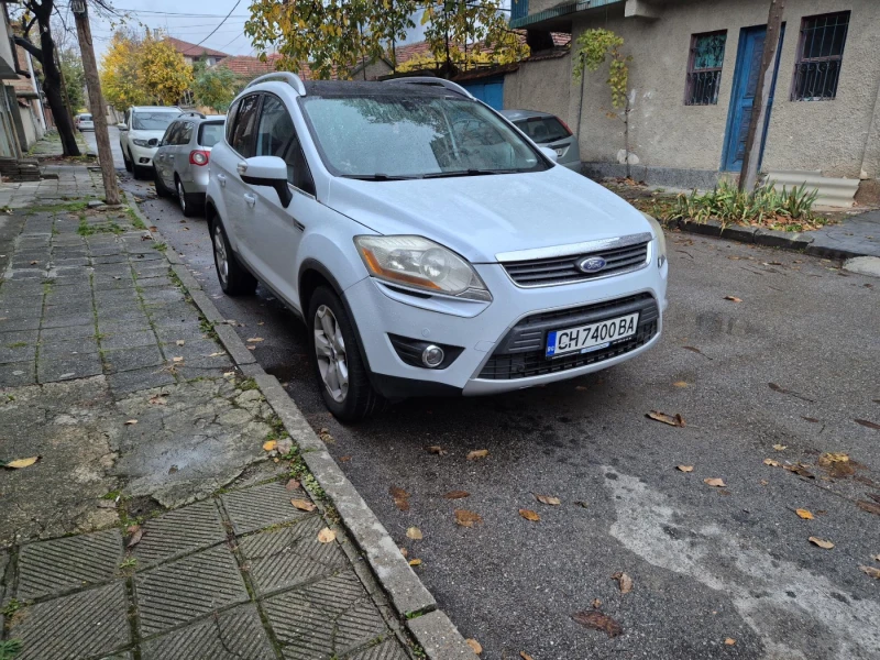 Ford Kuga 2.0TDCI 4x4, снимка 3 - Автомобили и джипове - 52360373