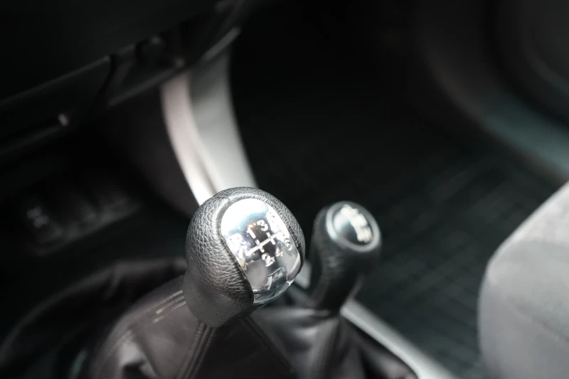 Toyota Land cruiser 3.0d* DOBINSONS* OFFROAD* , снимка 13 - Автомобили и джипове - 52552053