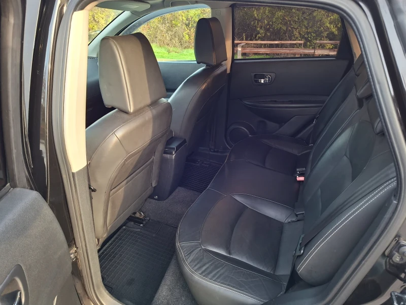 Nissan Qashqai, снимка 9 - Автомобили и джипове - 52634349