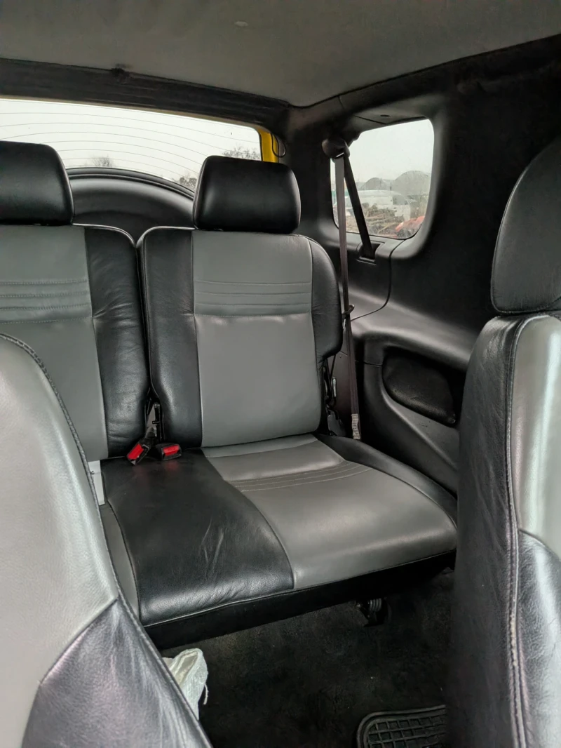 Isuzu Vehi cross 3.5, снимка 11 - Автомобили и джипове - 52875078