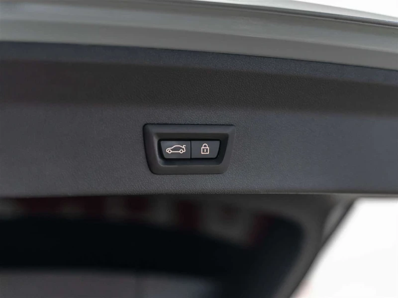 BMW X3 * M40i * CARFAX * БЕЗ ПЪРВОНАЧАЛНА ВНОСКА, снимка 13 - Автомобили и джипове - 53199108