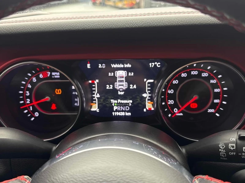 Jeep Wrangler Unlimited Rubicon  CARFAX, снимка 8 - Автомобили и джипове - 53307139