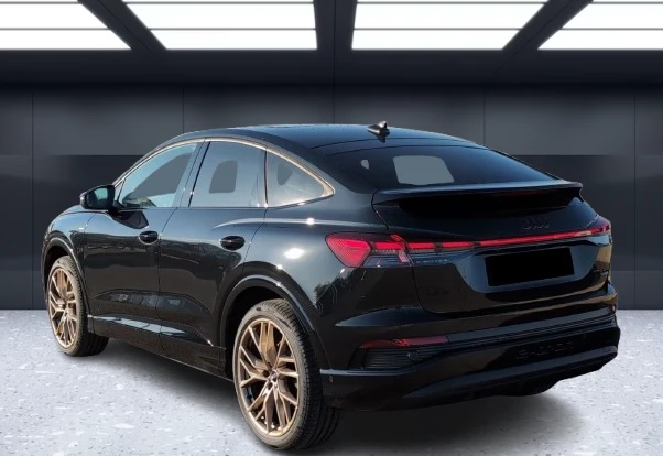 Audi Q4 e-Tron Sportback 45 Quattro = S-line = Гаранция, снимка 2 - Автомобили и джипове - 53987692