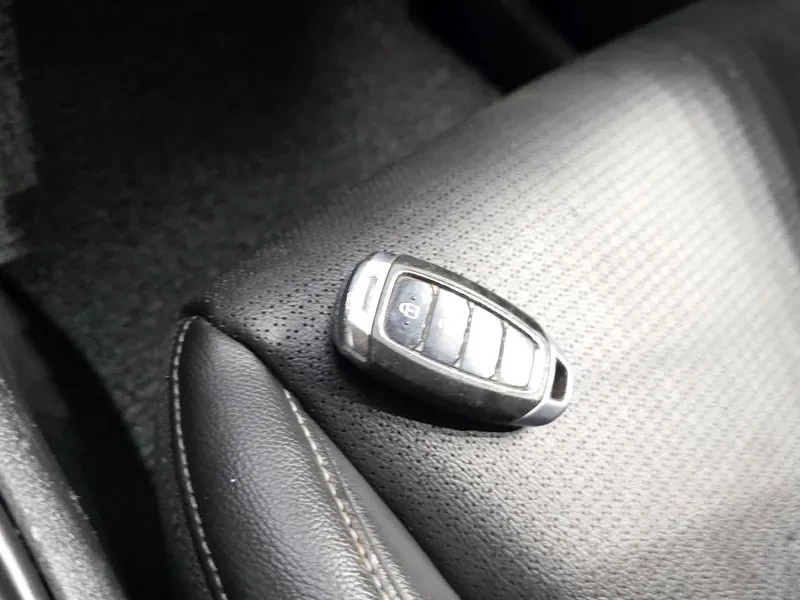 Hyundai Kona Diesel 1.6 2Wd Modern, снимка 17 - Автомобили и джипове - 55277553