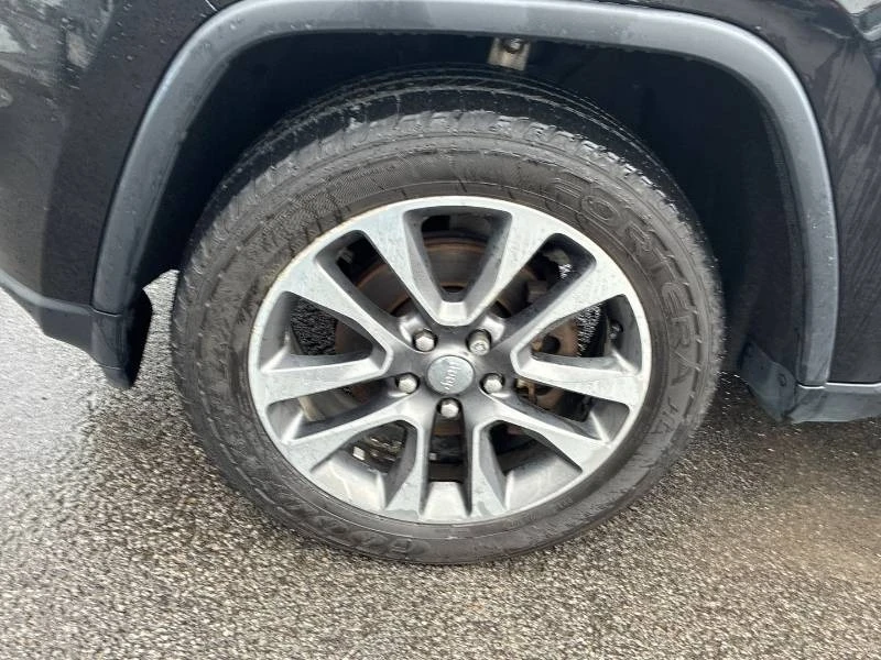 Jeep Grand cherokee * Limited * 2 КЛЮЧА * ОБДУХВАНЕ * PANO, снимка 17 - Автомобили и джипове - 55547359