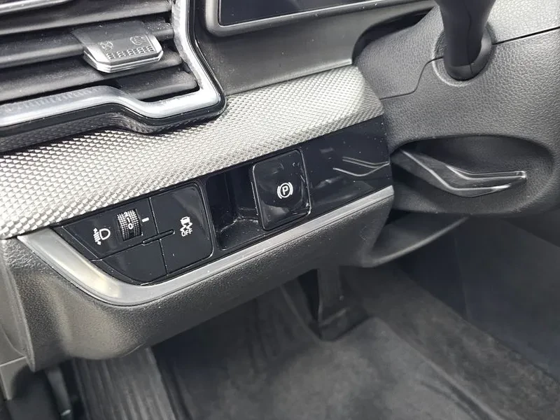 Kia Sportage 1.6 2WD Trendy - ���� 30% ����� | Mobile.bg � ����������� 14