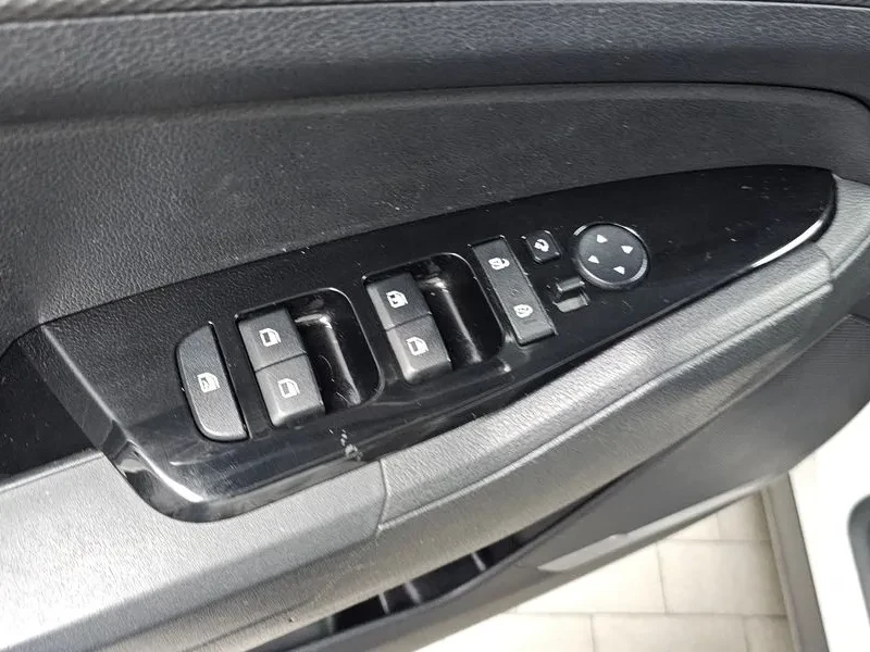 Kia Sportage 1.6 2WD Trendy - ���� 30% ����� | Mobile.bg � ����������� 15
