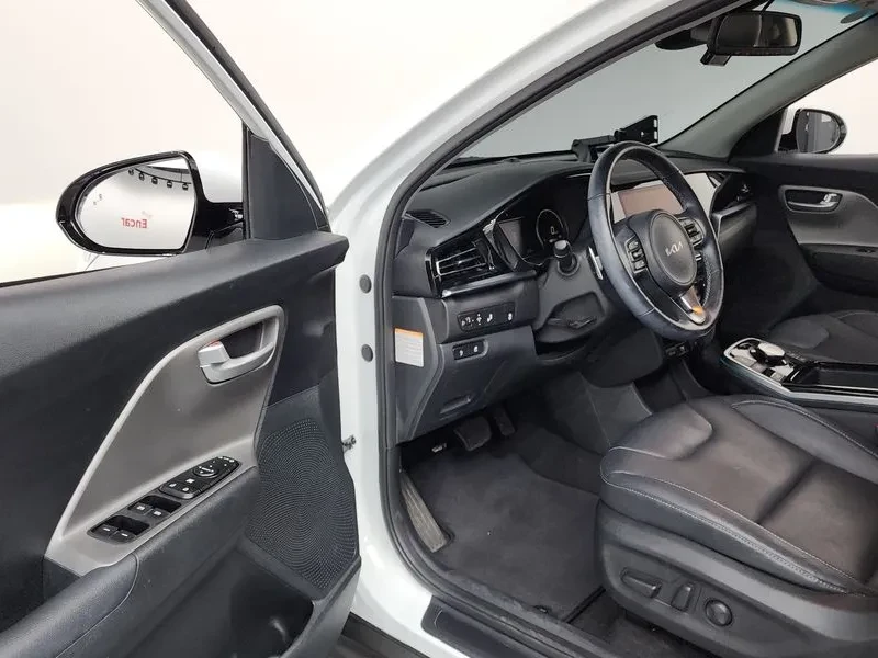 Kia Niro ���� 30% ����� | Mobile.bg � ����������� 10