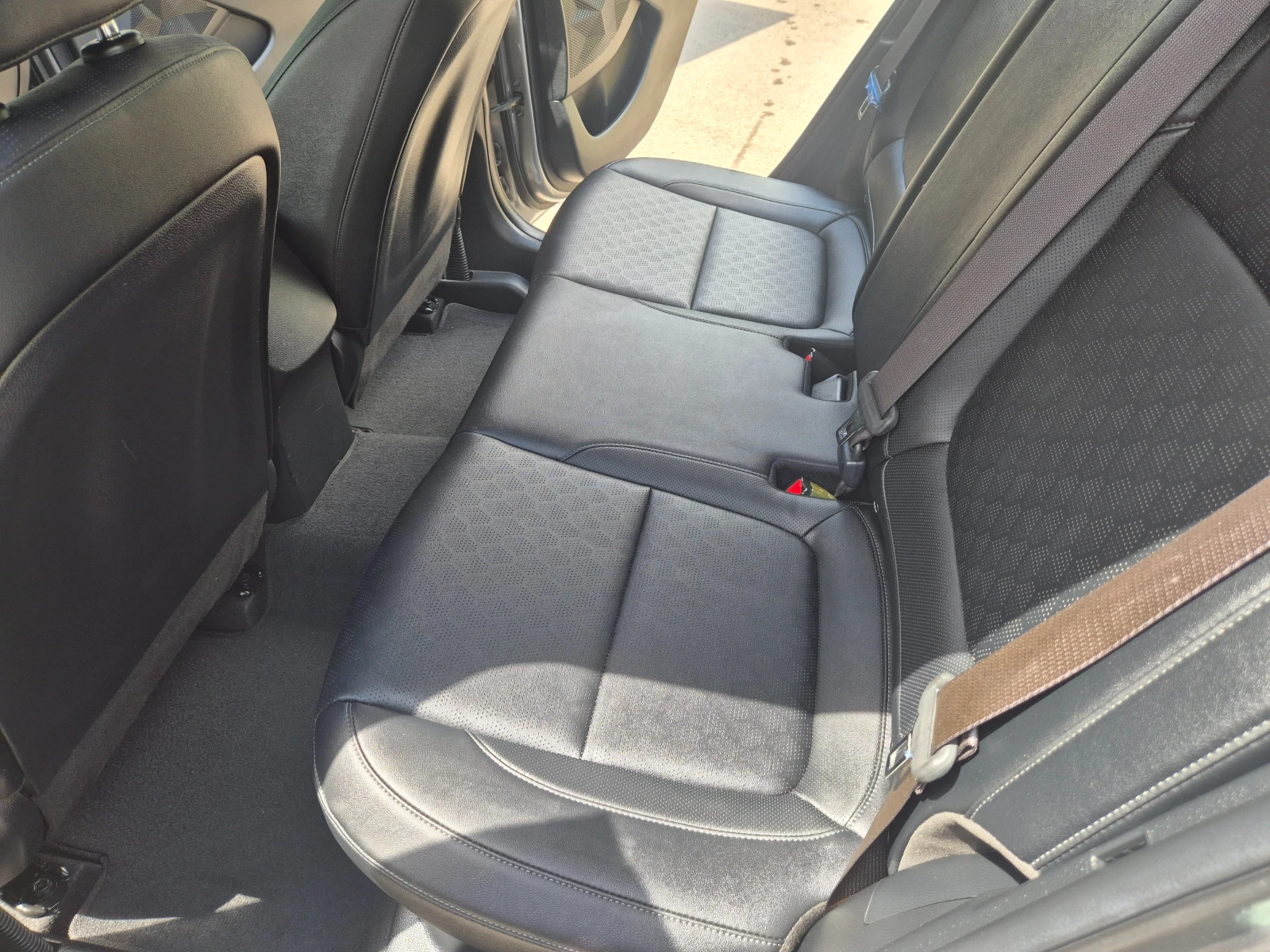 Kia Seltos 1.6cm3 CRDI - изображение 6