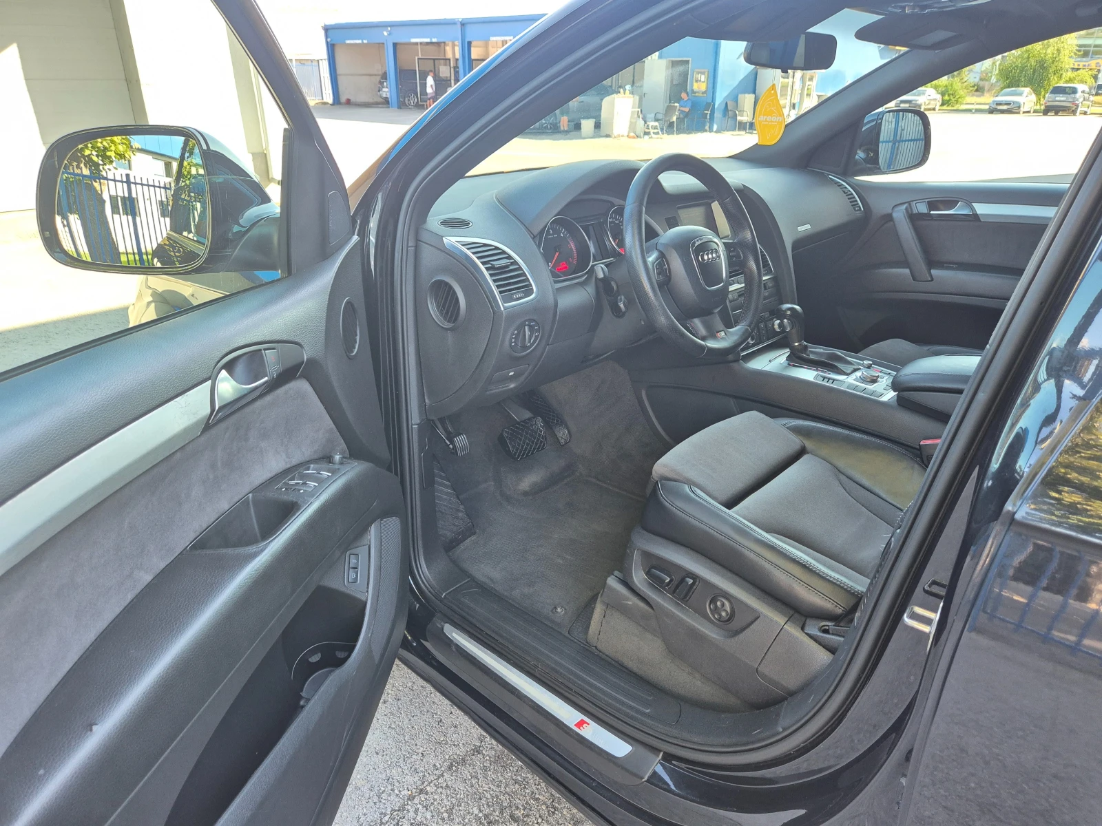 Audi Q7 3.0TDI 239ks S-line QUATTRO 20ц. джанти  - изображение 10