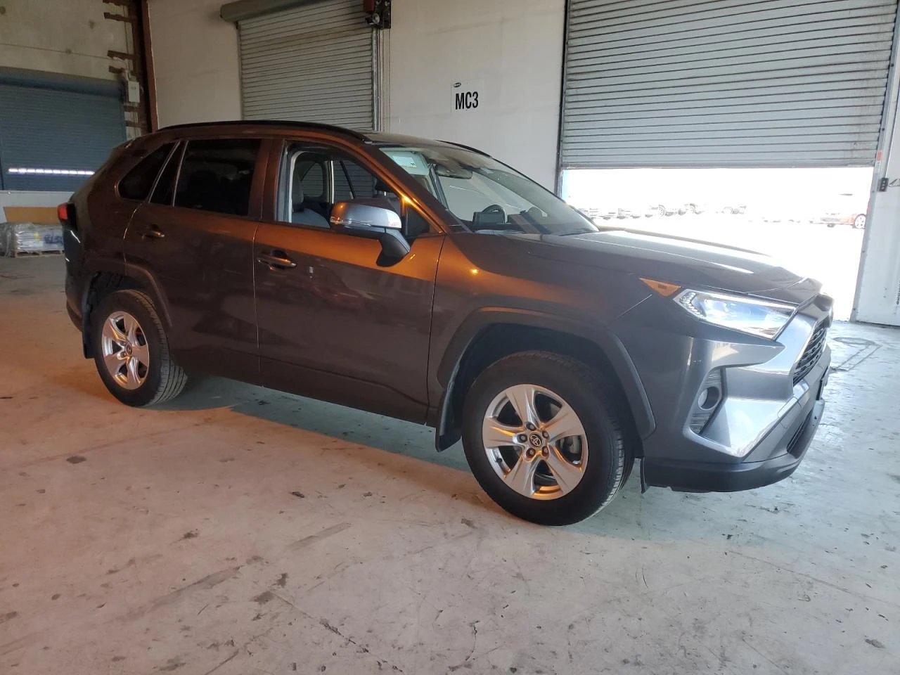 Toyota Rav4 XLE* 2.5 * 156 000 - изображение 4