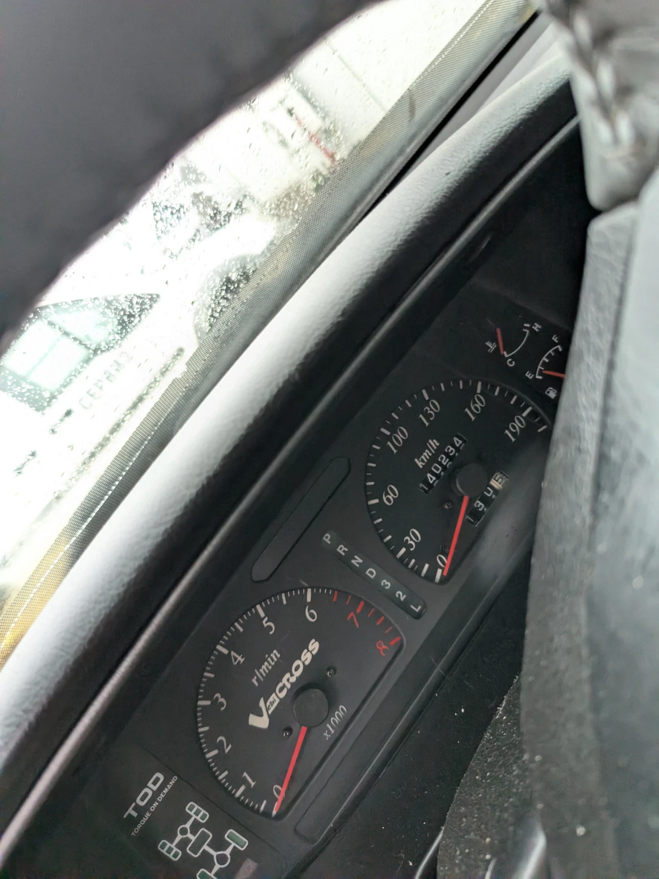 Isuzu Vehi cross 3.5 | Mobile.bg � ����������� 10