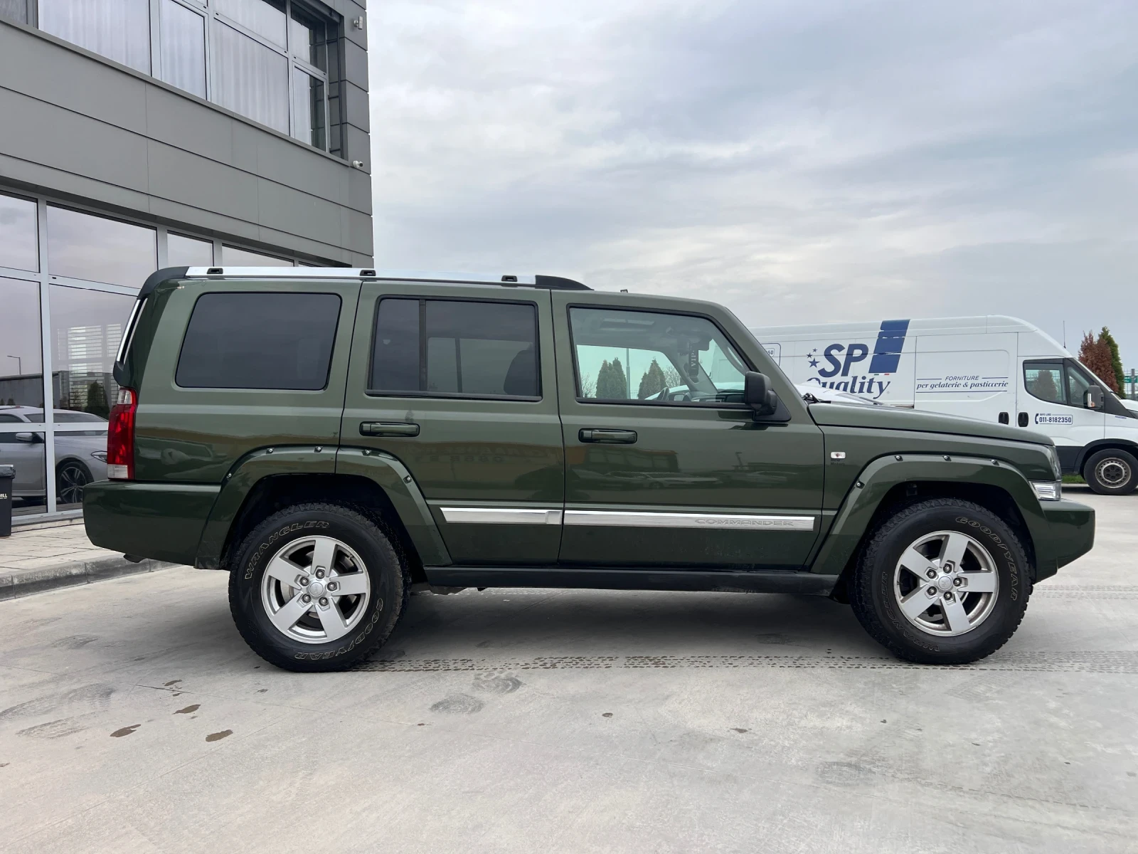 Jeep Commander 3.0 CRD TOP, снимка 5 - Автомобили и джипове - 54214047