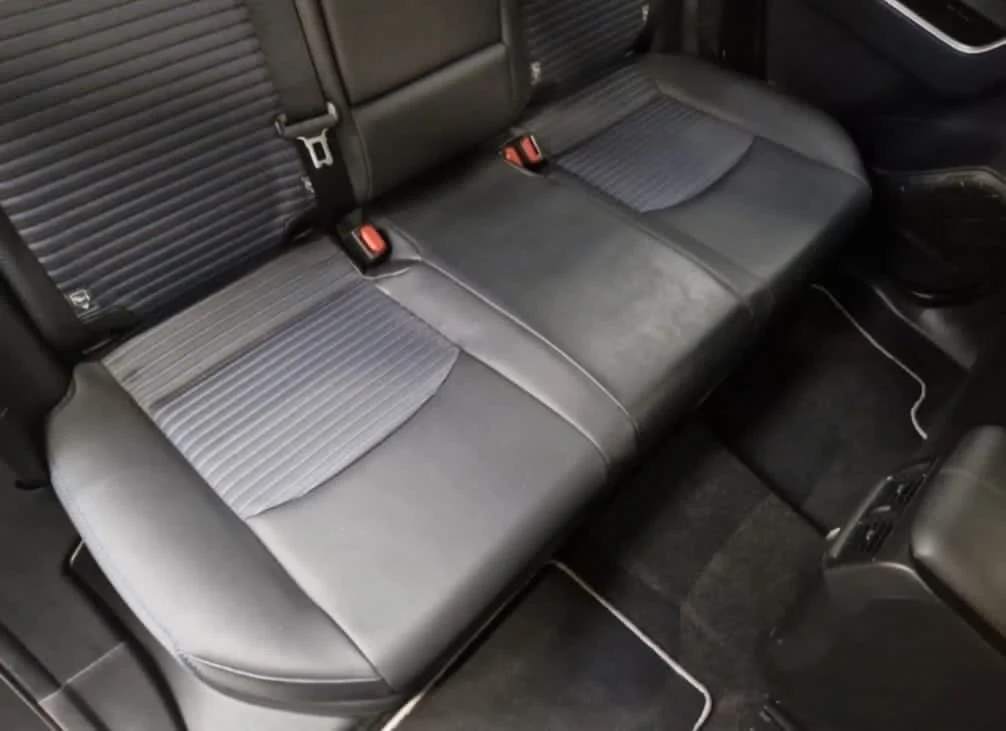 Toyota Rav4 2.5 HV E-CVT AWD-i Lounge, снимка 9 - Автомобили и джипове - 54226484