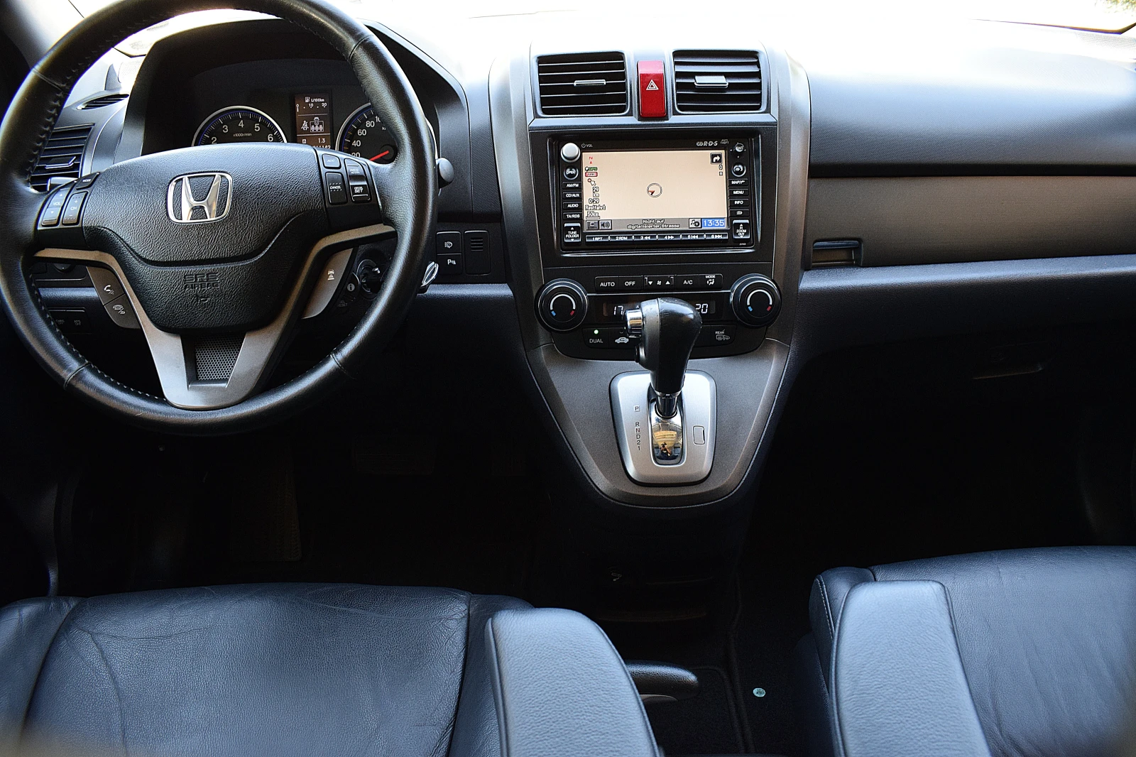 Honda Cr-v 2.0ШВЕЙЦАРИЯ/ДИСТРОНИК/КОЖА/ПАНОРАМА/КСЕНОН/НАВИ, снимка 9 - Автомобили и джипове - 55514033