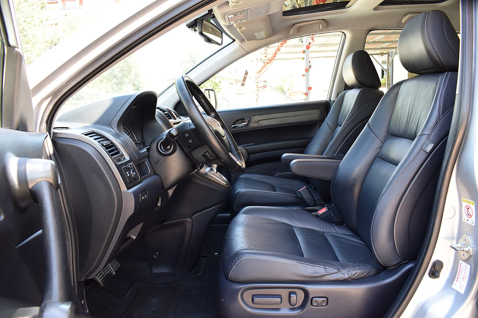 Honda Cr-v 2.0ШВЕЙЦАРИЯ/ДИСТРОНИК/КОЖА/ПАНОРАМА/КСЕНОН/НАВИ, снимка 8 - Автомобили и джипове - 55514033